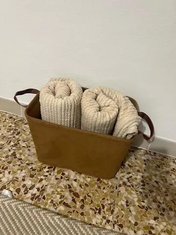 Malpensa Rooms カーゼ・ヌオーヴェ 0*,  イタリア